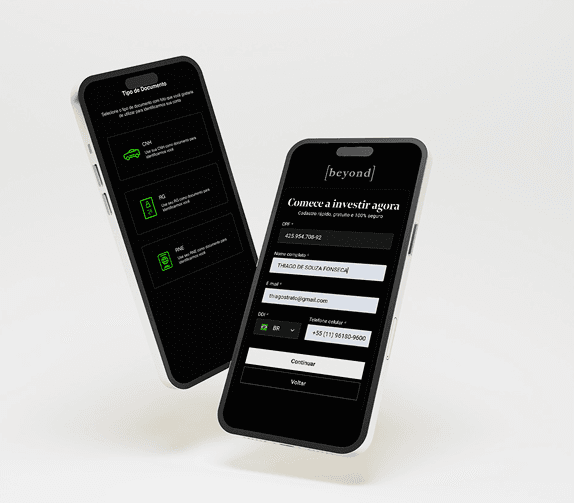 Dois celulares com o aplicativo da Beyond em primeiro plano